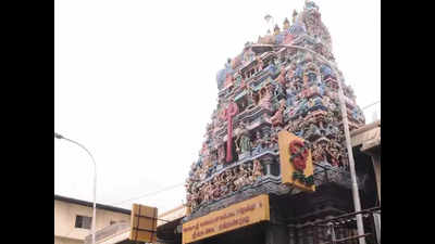 Madras HC ends tenure of Kaalikambal temple trustees