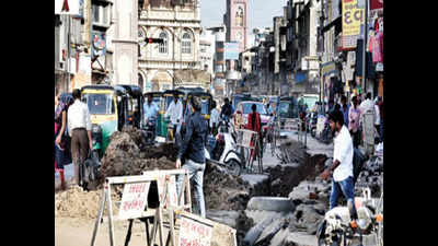 AI-based survey to make Surat roads pot-hole free