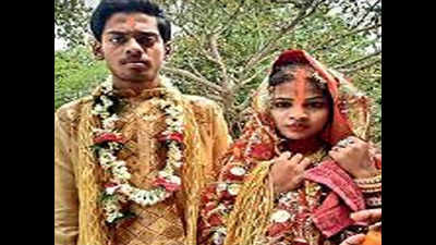 Couple found dead in Visva-Bharati