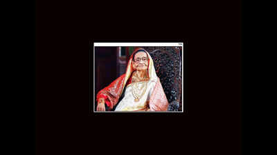 Arakkal royal family matriarch dies at 86