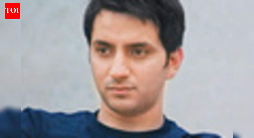Sara's parents are lying: Ali Merchant - The Times of India
