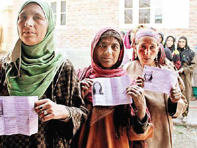 At ground zero of suicide attack, fear casts shadow on polls
