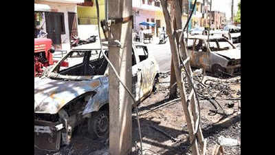 Eight vehicles gutted in transformer fire in Manimajra