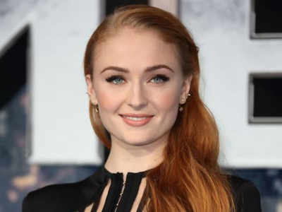 "I was pressurized to lose weight for my TV show," shares actress Sophie Turner