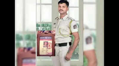 Man poses as Mumbai cop, marries woman