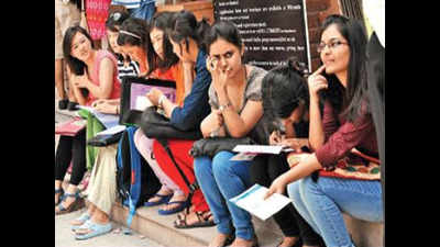 Dearth of ISC and CBSE schools force Mumbai students to switch boards after Class X
