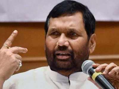 Ram Vilas Paswan slams Mayawati over her attack on PM Modi