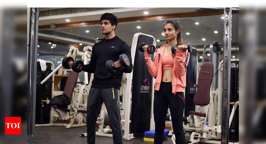 Workout wear gets a glamorous update, thanks to Bollywood's social