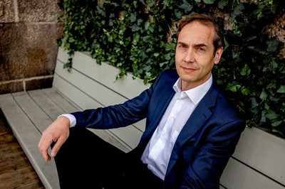 Swedish Academy names literature professor as new head