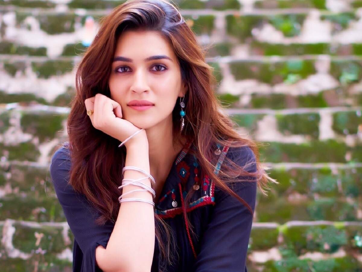 Has Luka Chuppi Actress Kriti Sanon Hiked Her Remuneration Hindi Movie News Times Of India