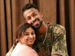 ​Cute pictures of Indian cricketers and their moms