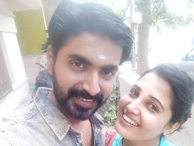 Tamil actors Sandra and Prajin reveal the first picture of their twin babies;  see pic - Times of India