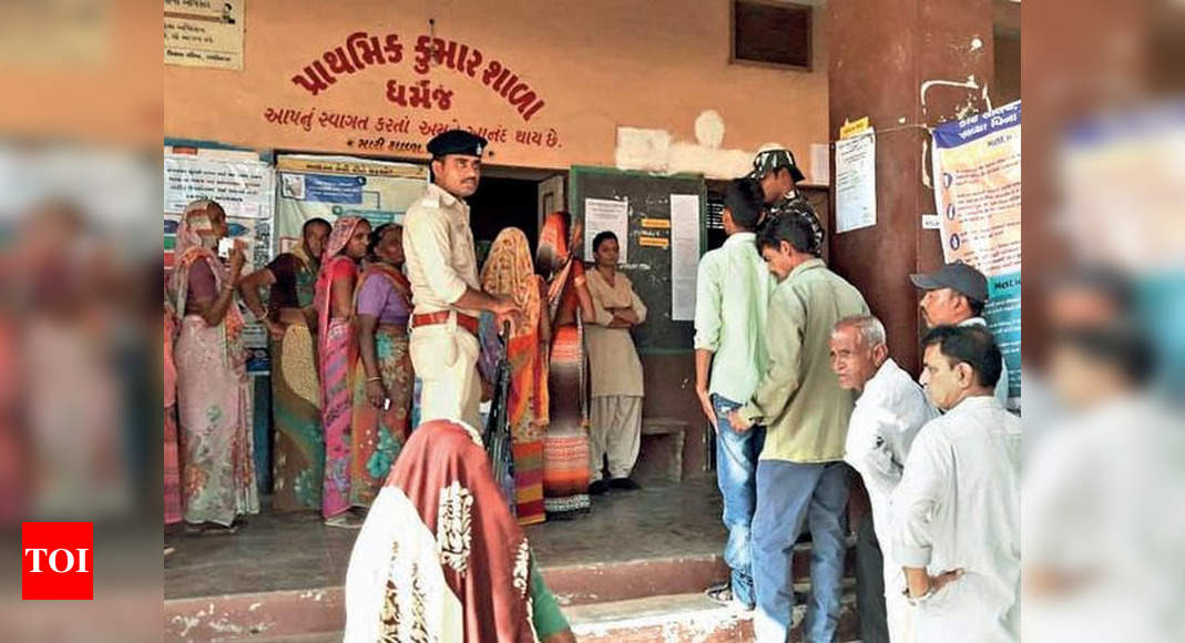 Anand booth registers 78.8 % voting in repolling | Vadodara News ...