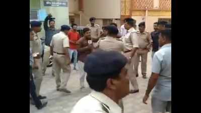 Gujarat govt orders inquiry into police lathicharge on journalists