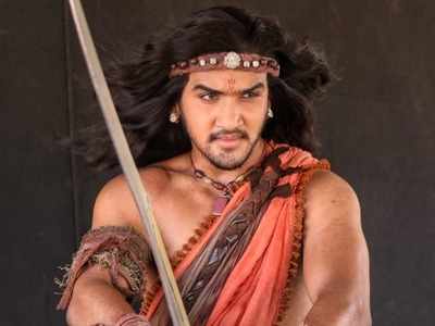 Faisal Khan shares his new look as Chandragupta Maurya; see pic