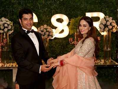 Actor Ssharad Malhotra’s mentors attend his reception in the city to bless the newly-weds