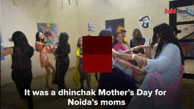 Noida moms bond with their kids over Bollywood thumkas
