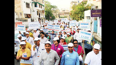A walkathon to ensure high voting in Varanasi