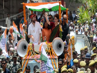 Priyanka Gandhi holds a road show in Mirzapur