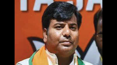 Viral audio seeks votes for SP-BSP candidate, BJP's Nishad lodges FIR