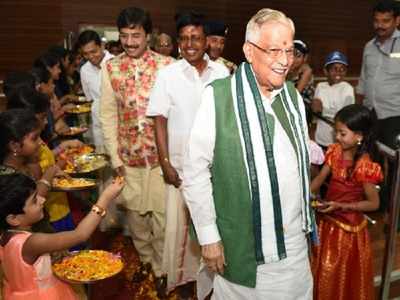 Who am I? Modi getting blessing from people of Varanasi: Joshi on PM's poll prospects