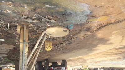 Sewage overflowing on Somasundarapalya