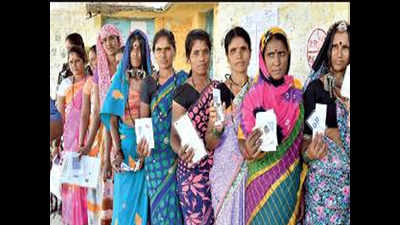 Kundgol and Chincholi assembly bypolls: Despite EVM snags, voters make it count in bypolls