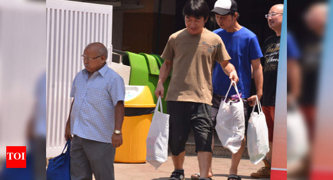 Public cry foul over shops charging for carry bags Trichy News