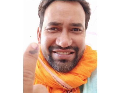 dinesh lal yadav