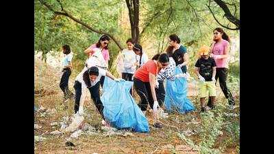 Gurgaon’s Sector 54 residents collect 200kg waste at Aravali clean-up drive