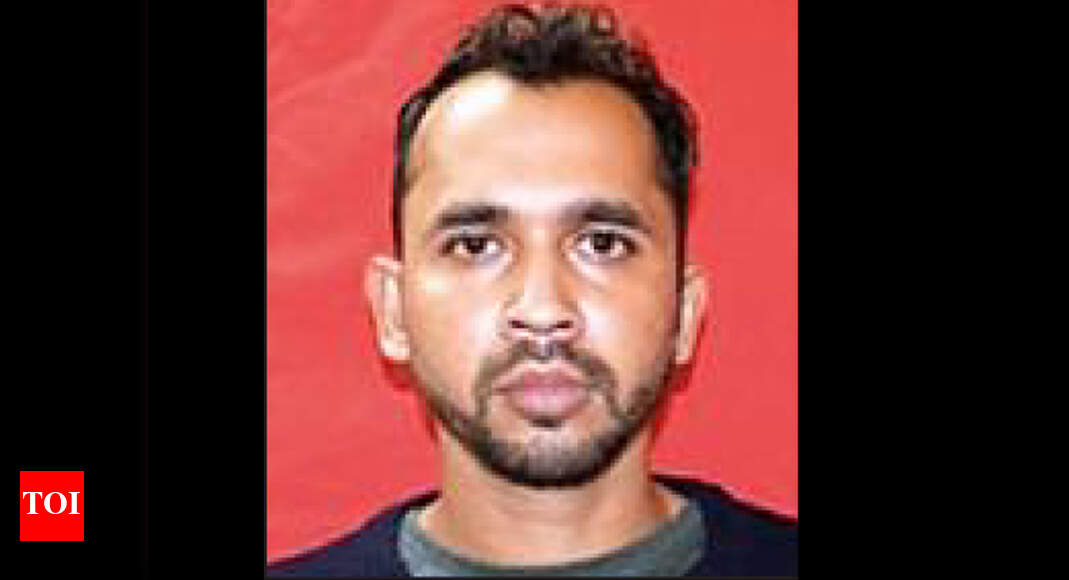 Delhi gangster shot at in police encounter, lands in hospital | Delhi ...