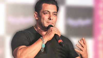 Salman Khan reacts to the ongoing meme trend on social media