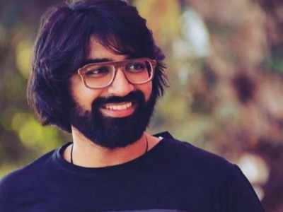 Malhar Thakar shares a picture from the sets of his next untitled film