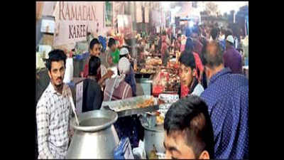 Techies, party-goers throng Ramzan food streets to savour lip-smacking varieties
