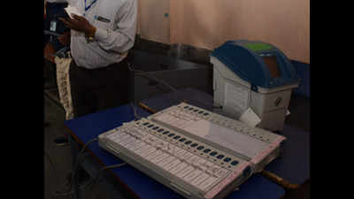 EVMs seen in Saran meant for training purposes: EC