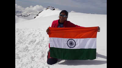 Bhawna Dheriya becomes first woman from Madhya Pradesh to complete Mount Everest summit
