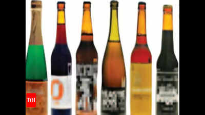 In Noida, cops hand over seized liquor to smugglers, booked