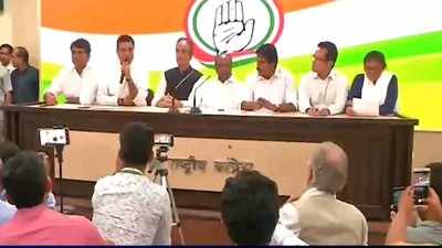 CWC unanimously rejects Rahul Gandhi’s resignation offer