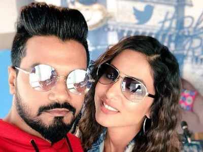 Hina Khan and beau Rocky Jaiswal enjoy a romantic drive in Switzerland; see pictures
