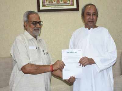 Odisha governor invites Patnaik to form government after he stakes claim