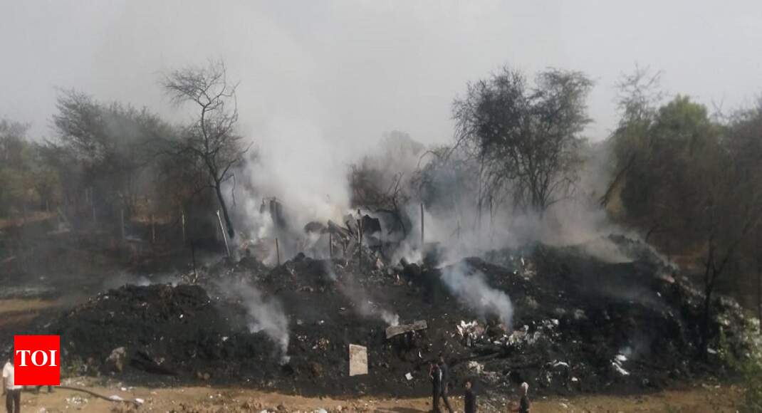 Fire engulfs open scrap godown in Vadodara