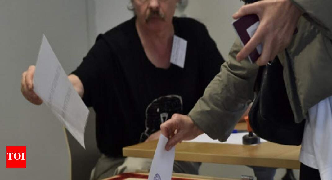 Europe's voters elect new parliament amid rising nationalism