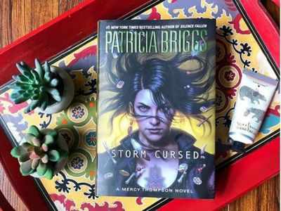 Micro review: 'Storm Cursed' by Patricia Briggs