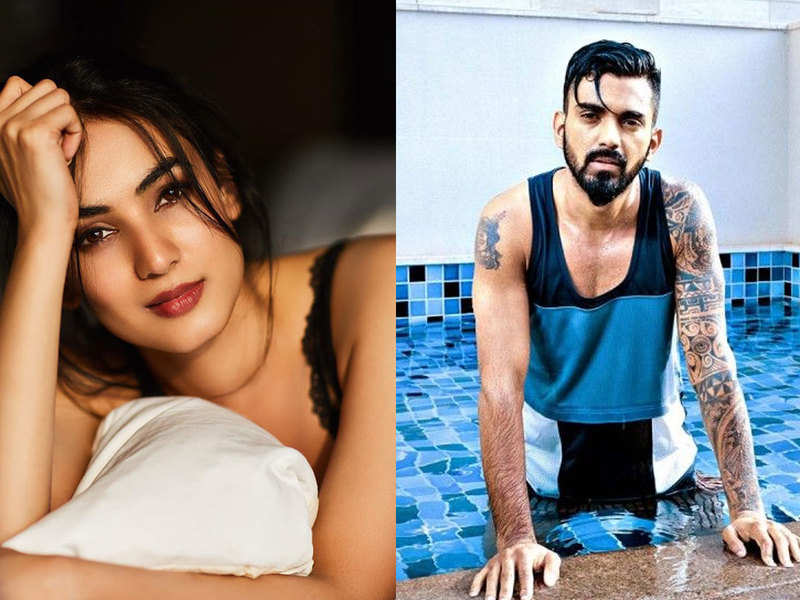 Sonal Chauhan comments on rumours of dating KL Rahul | Hindi Movie News -  Times of India