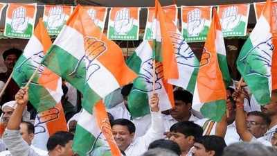 Congress fights to save Karnataka alliance