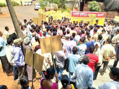 Land rights issue: Sattari villagers set Mhadei forest checkpost on fire