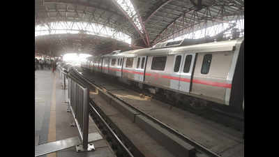 Snag now hits Delhi metro’s Red Line