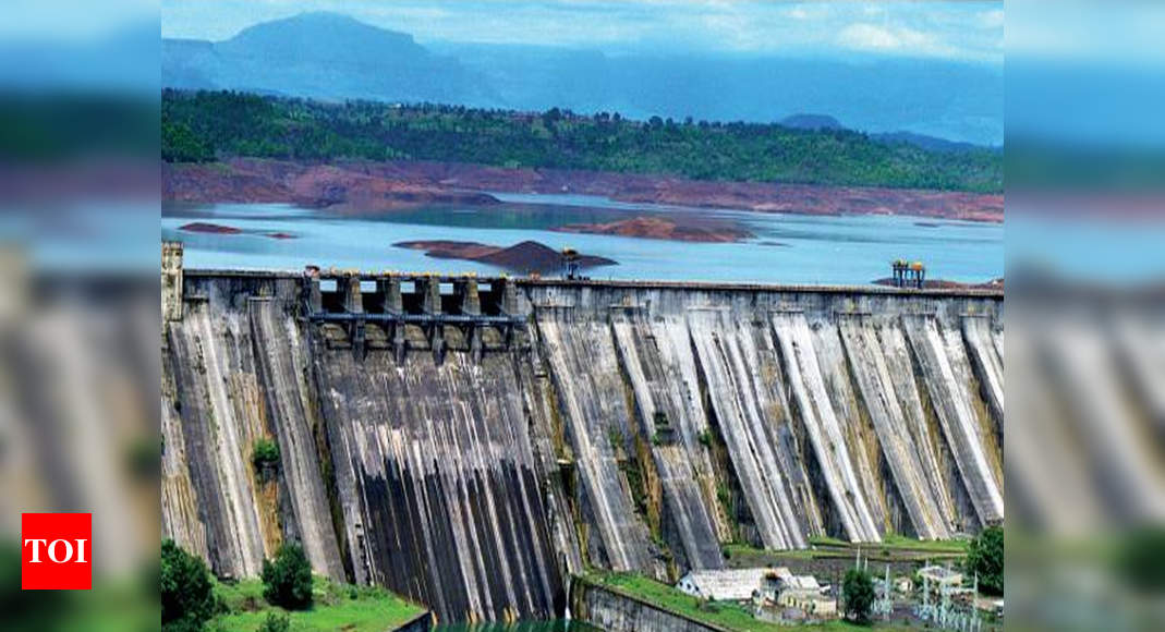 Water stock in Maharashtra dams down to 13% of capacity | Mumbai News ...