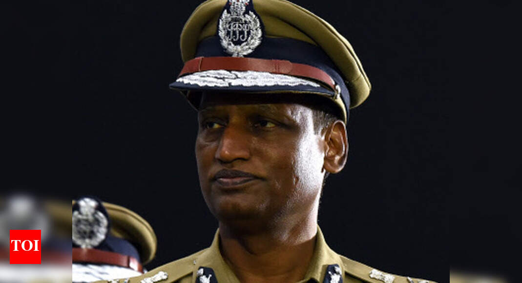 Fake alert brings 1,000 cops to DGP office with grievances Chennai News Times of India