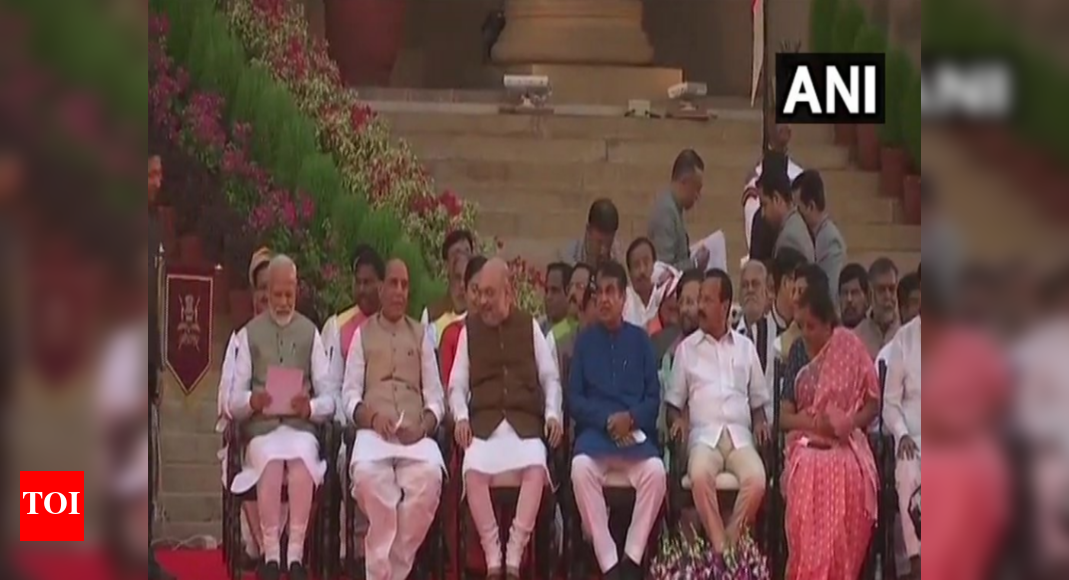 White pyjama-kurta, Hindi dominating themes at swearing-in of PM Modi ...